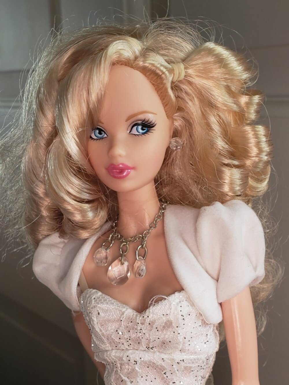 Miss Diamond April Birthstone Beauties Collection Barbie doll - Picture 5 of 8
